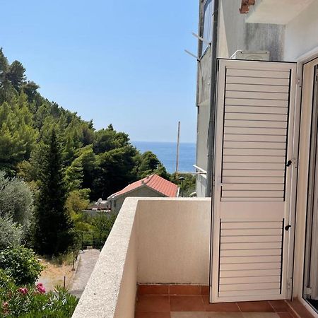 Sea View Apartment Sveti Stefan Eksteriør billede
