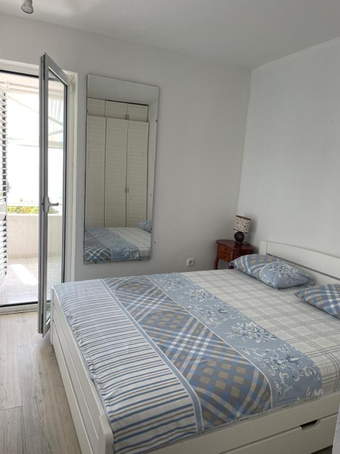 Sea View Apartment Sveti Stefan Eksteriør billede